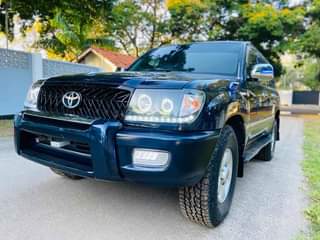 A picture of LAND CRUISER AMAZON