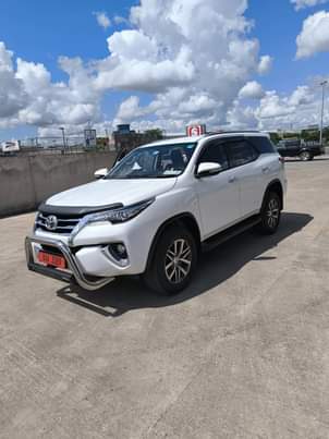 used toyota fortuner