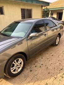 A picture of Toyota Camry 03