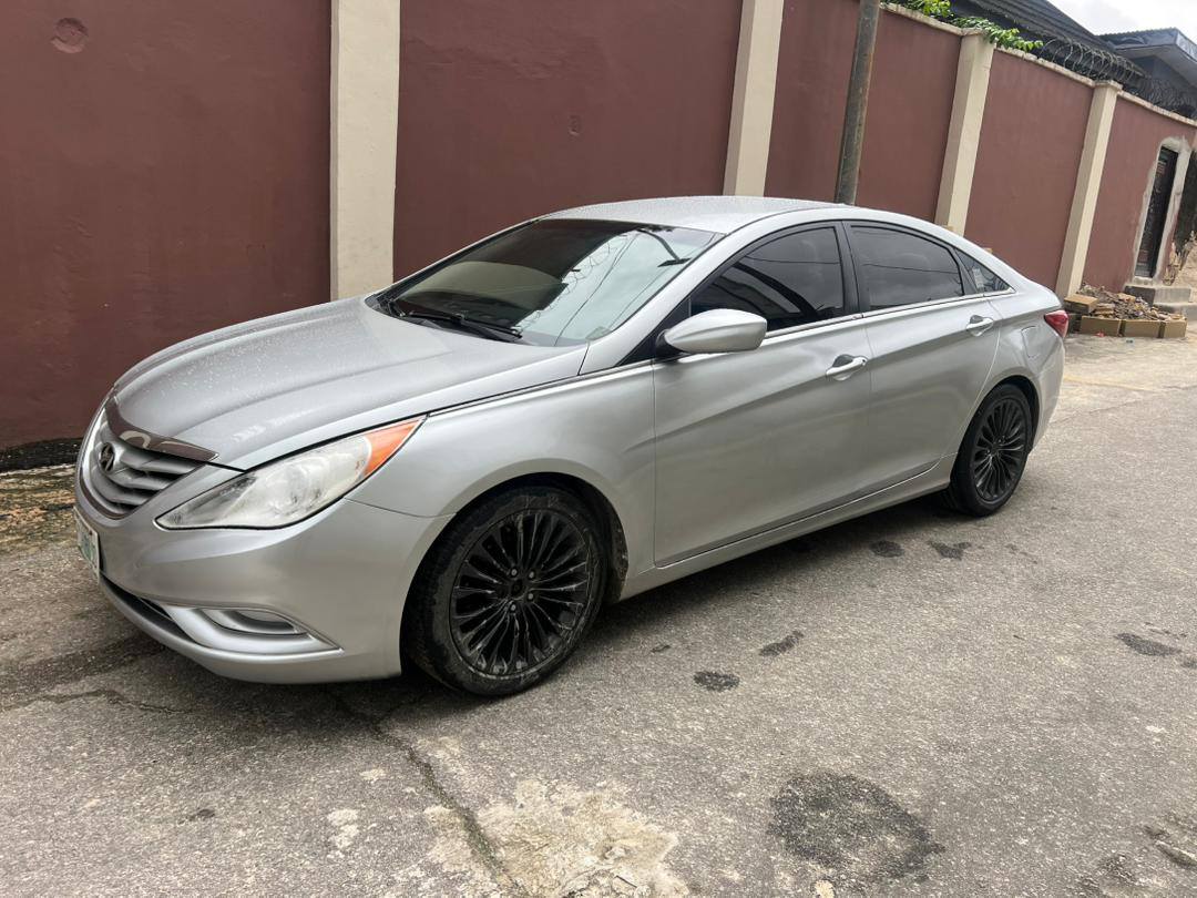 A picture of Quick Sale hyundai sonata everything is working perfectly fine. Engine