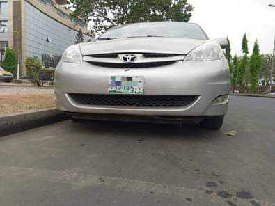 A picture of BELGIUM STANDARD 2008 TOYOTA SIENNA AUTOMATIC TRANSMISSION FIRST BODY UNTOUCHED