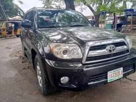 A picture of Toyota 4 runner 2008