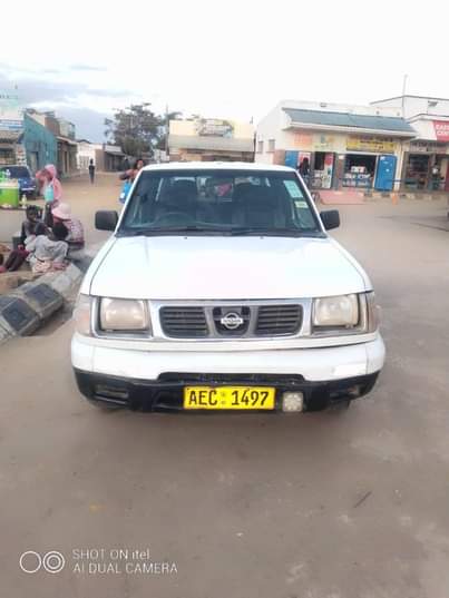 used nissan hardbody