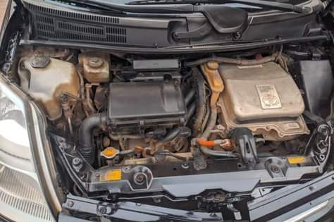 A picture of Clean Nigerian Used Black Toyota Prius 2009 2010 Hybrid Baked