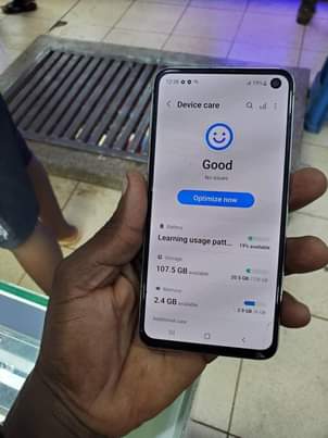 A picture of Samsung Galaxy S10E