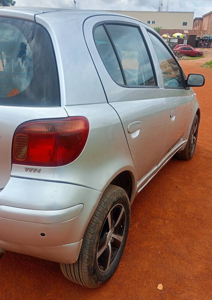 A picture of Buy and drive Toyota Yaris 2005 model.