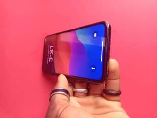 A picture of iPhone xs Just three weeks