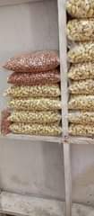 A picture of CASHEW NUTS