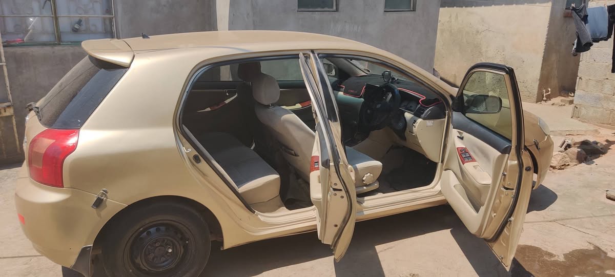 A picture of Toyota Corolla Run x