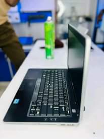 A picture of Dell latitude e6320
