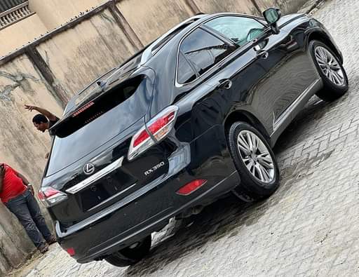 A picture of KinzzyAuto s LTD 08109018982 25 200 000 Refer and earn