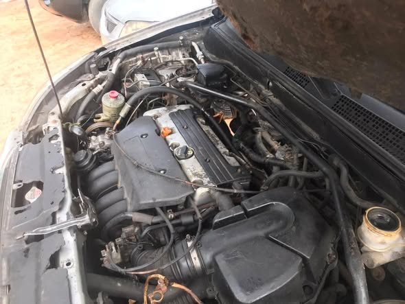 A picture of Honda CR V 04 first body beked
