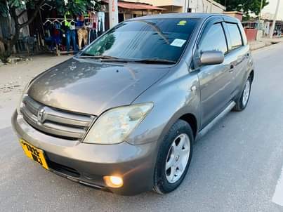 A picture of Toyota ist