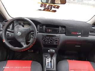 A picture of Toyota Corolla 2007 model V4 engine