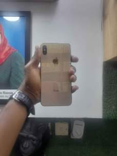 A picture of Iphone Xsmax