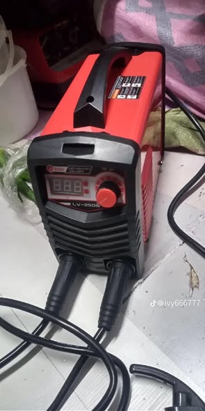 A picture of Welding machine