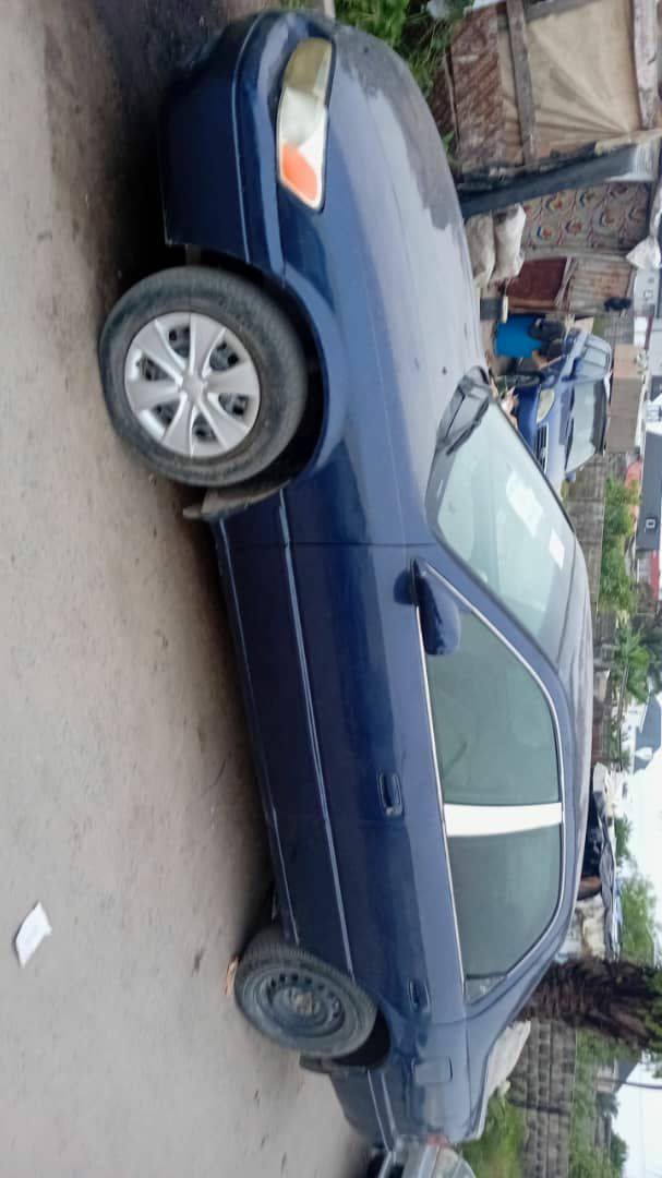 A picture of Super Clean Toyota Camry Tiny light