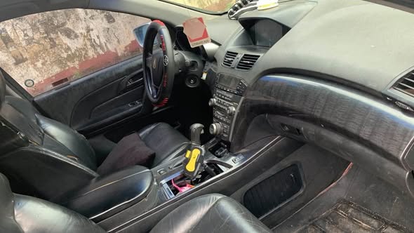 A picture of 08 Acura MDX first body Interior is neat Engine gear