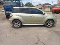 A picture of TOYOTA IST
