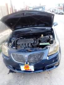 A picture of Pontiac Vibe 2006