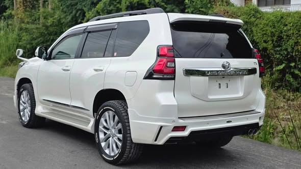A picture of Toyota Prado diesel
