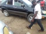 A picture of Lexus RX300 in good working condition Location PH samuelokere 08031802677