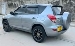 A picture of Rav 4 for sale 22mln