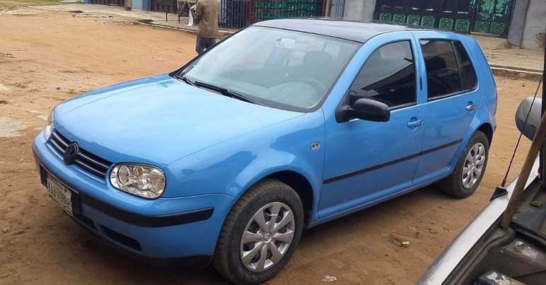 A picture of Preowned 2005 golf4