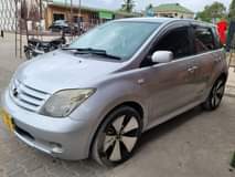 A picture of Toyota l s t
