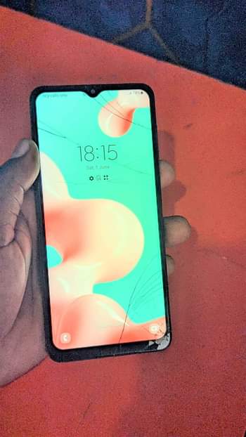 A picture of SAMSUNG GALAXY A12 64GB 140 000
