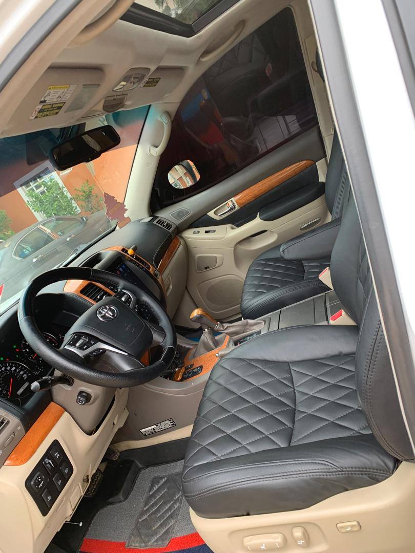 A picture of Available Gs470 upgraded to Prado direct Belgium 2024 entry non