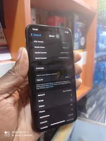 A picture of iphone X 256GB no FACE ID 290K 100 BH 0719940034