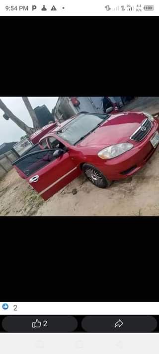 A picture of 2004 Toyota Corolla Corolla LE