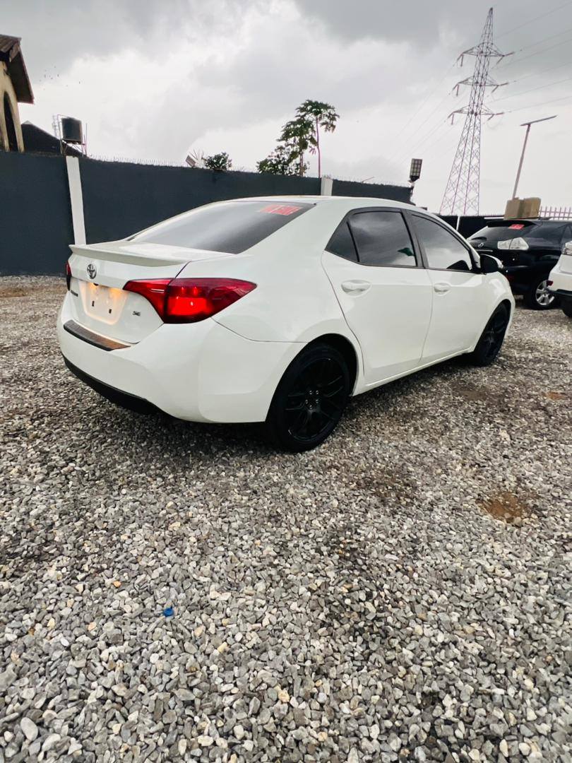 A picture of 2018 Toyota Corolla SE