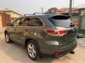 A picture of For Sale For Sale Toks 2016 2017 Toyota Highlander Accident