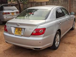 A picture of TOYOTA MARK X