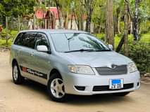 toyota fielder