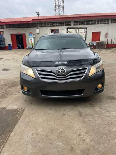 A picture of Toyota Camry 08 sport