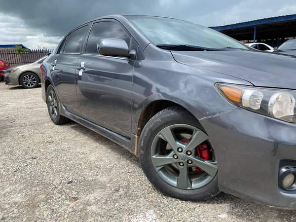 A picture of Toyota Corolla 2012 everything working perfectly AC chilling like ice