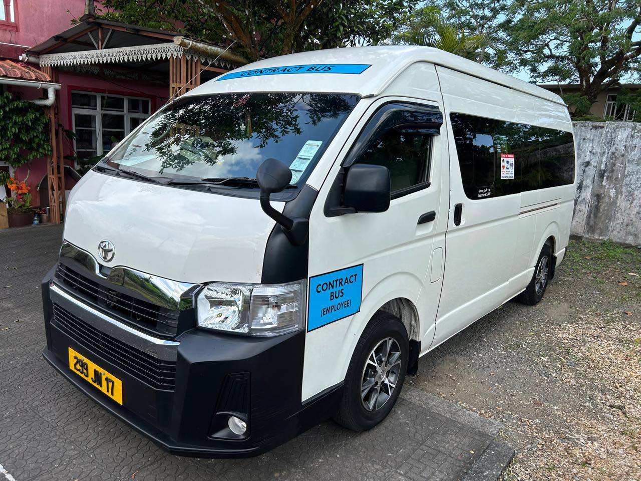 used toyota hiace