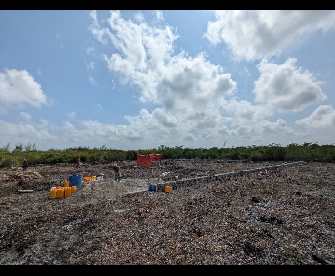 A picture of Paje plot for sale