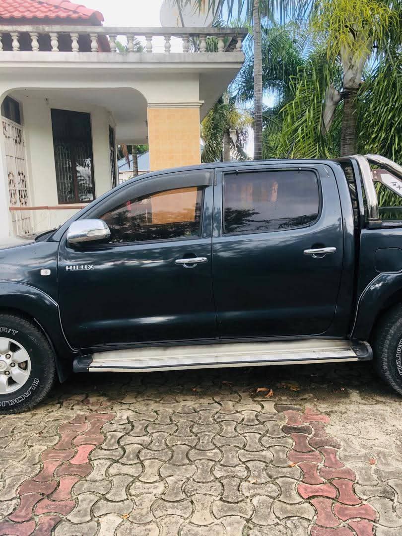 A picture of 2000 TOYOTA HILUX hilux vigo