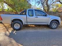 classifieds/cars isuzu