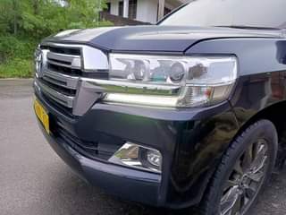 A picture of TOYOTA LAND CRUISER V8 MILLION139 0716711174
