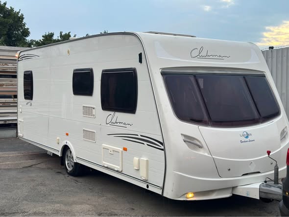 lunar caravans