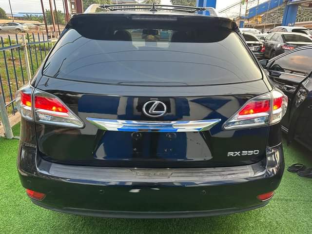 A picture of Lexus RX350