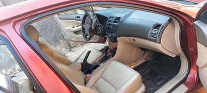 A picture of Awoof Deal Honda Accord Eod 05 model 4plugs Engine smokes