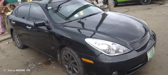 A picture of Quick sales Dealer s buy 2005 model ES330 2 8m