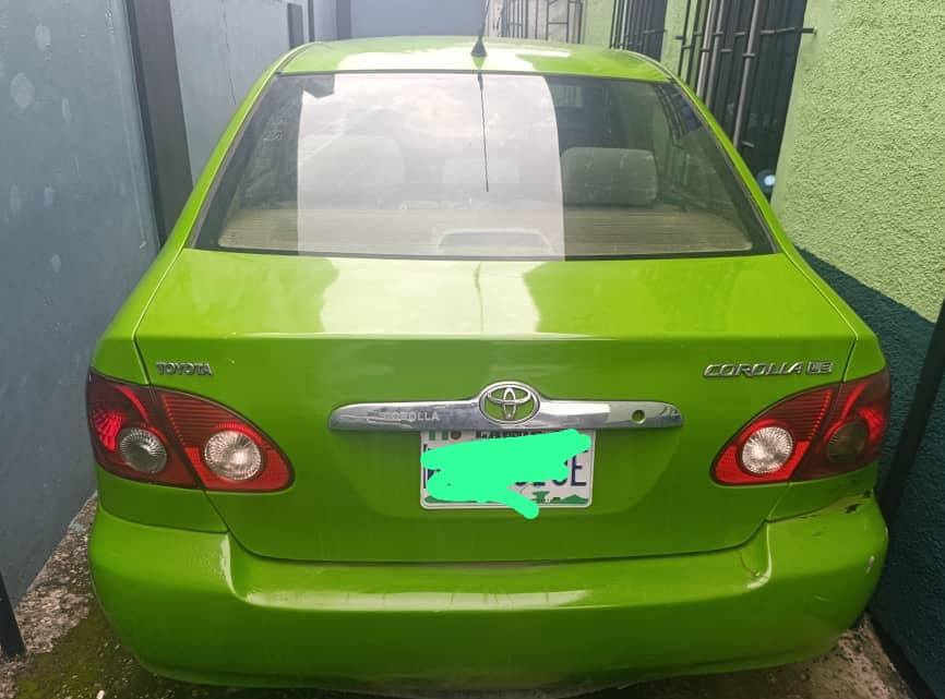A picture of Toyota Corolla 2004