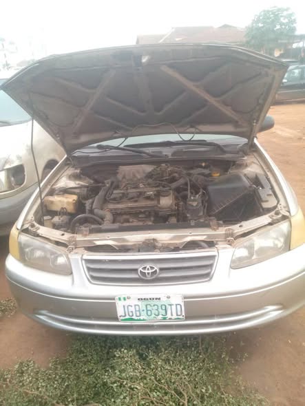 A picture of 2002 Toyota Camry